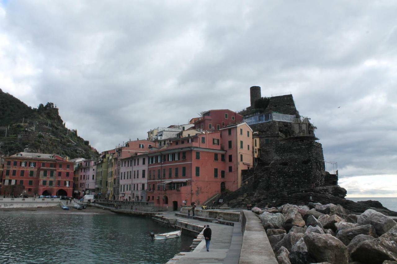 "La Luna" Vernazza Bagian luar foto