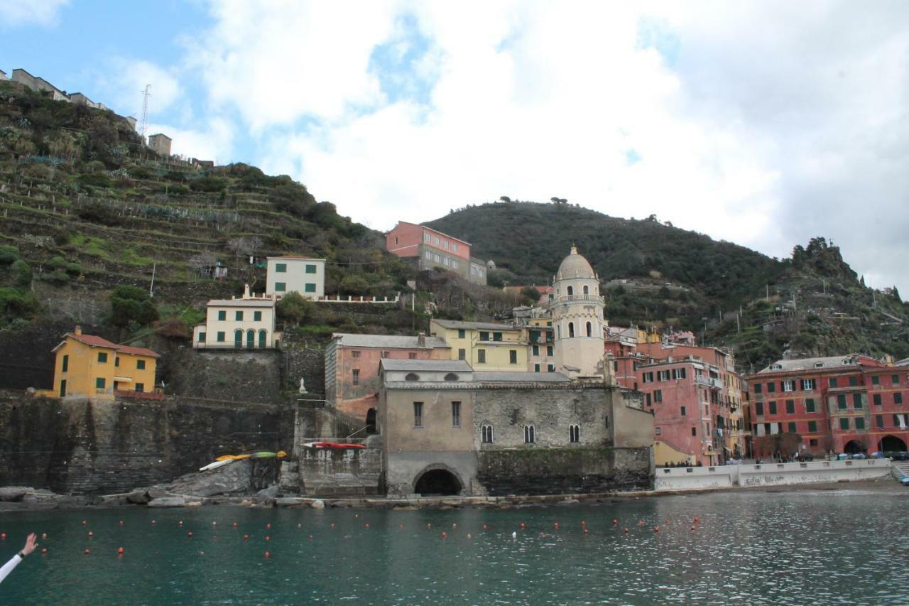 "La Luna" Vernazza Bagian luar foto